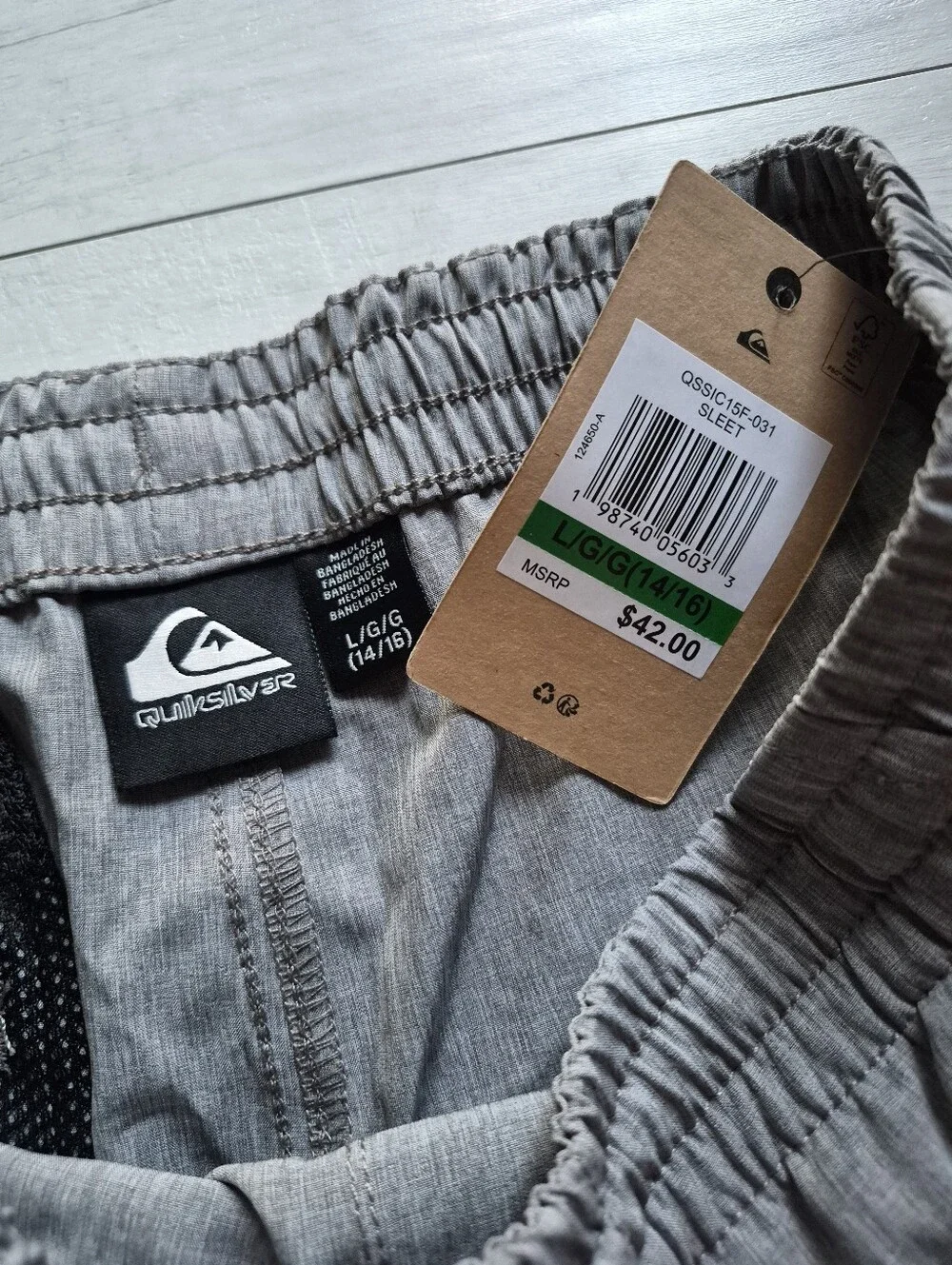 Quiksilver taxer amphibian